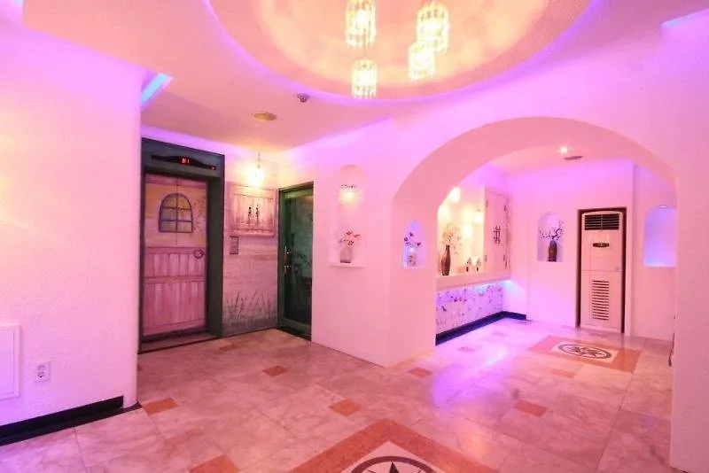 Hotel Cutee Seul סיאול